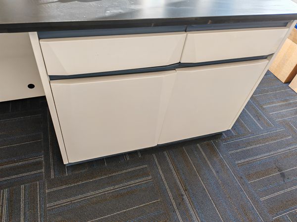 實驗室全鋼室驗臺廠家